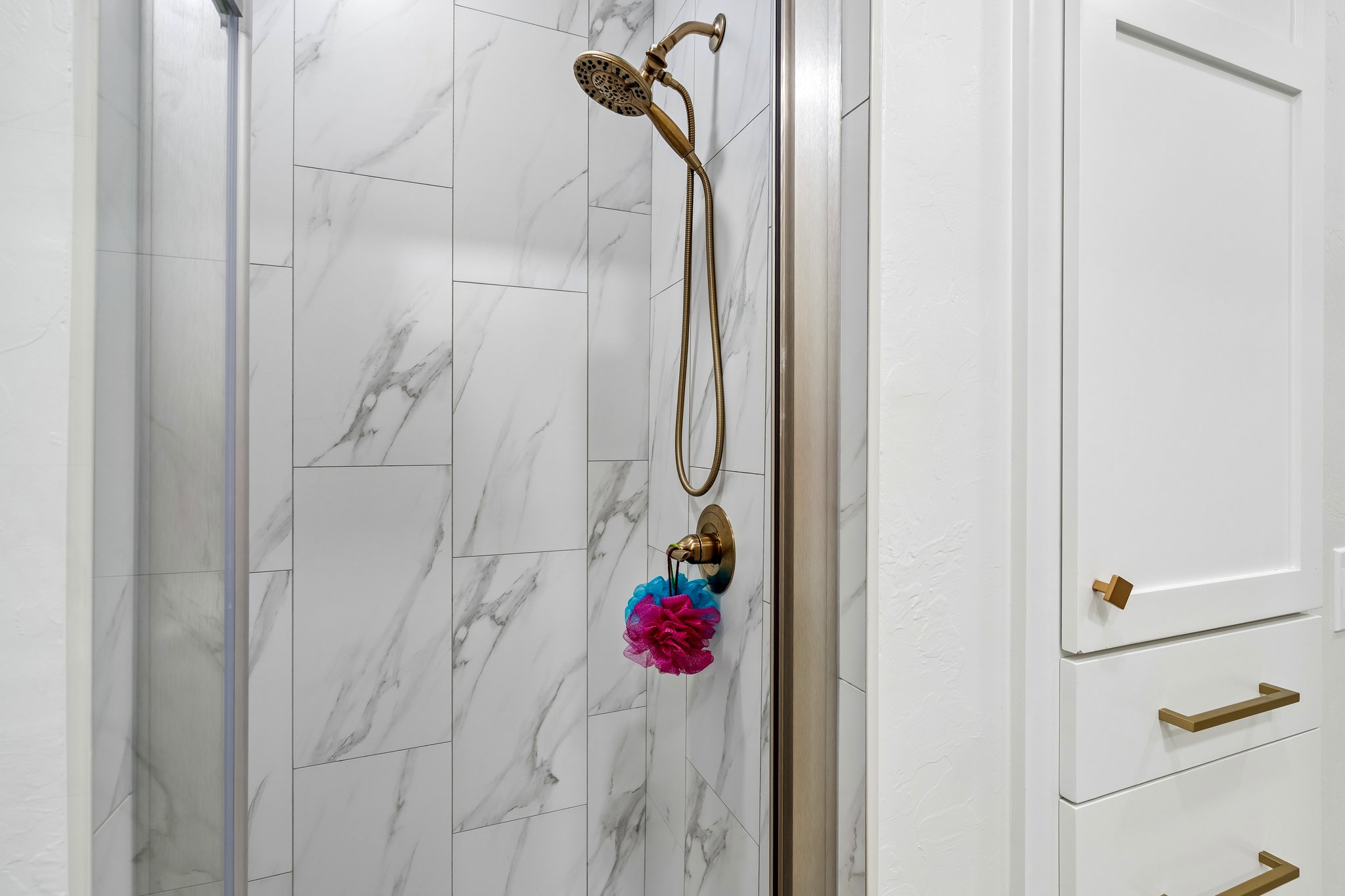 627 Louisiana St_037.jpg