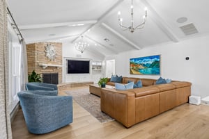 627 Louisiana St_010.jpg