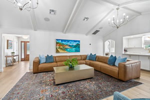 627 Louisiana St_014.jpg