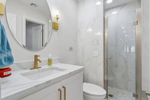 627 Louisiana St_038.jpg