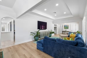 627 Louisiana St_044.jpg