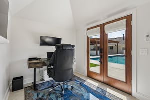 627 Louisiana St_045.jpg