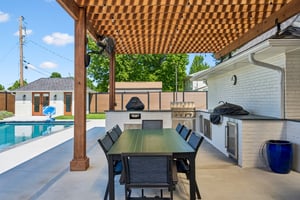627 Louisiana St_056.jpg