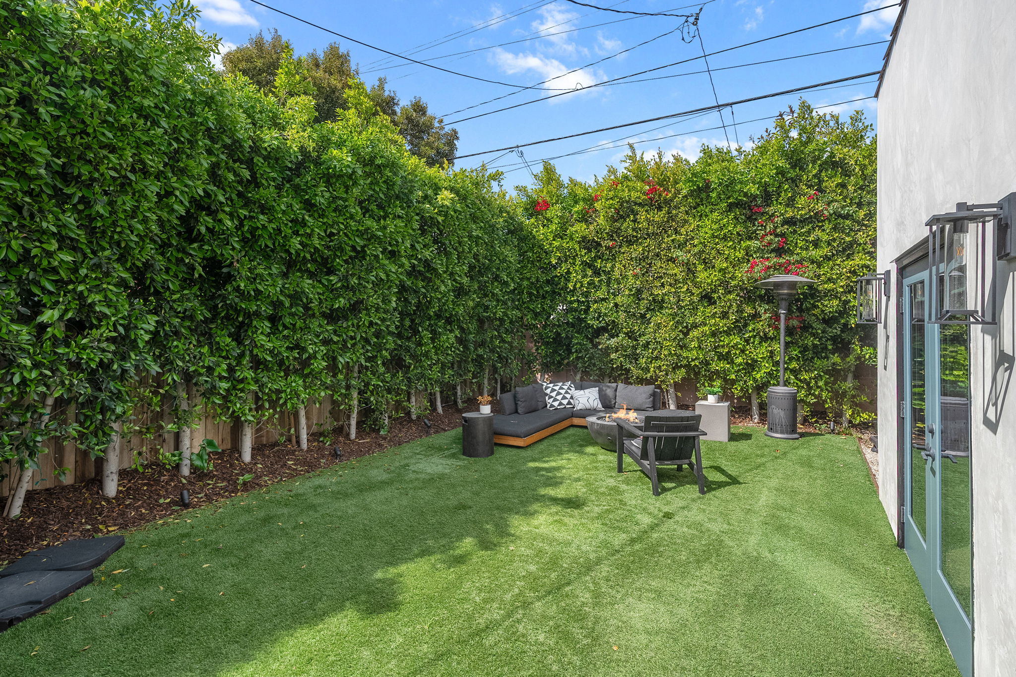 627 N Sierra Bonita Avenue (staged)-43