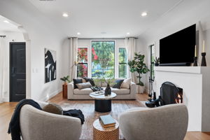627 N Sierra Bonita Avenue (staged)-3