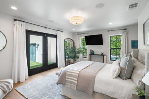 627 N Sierra Bonita Avenue (staged)-31