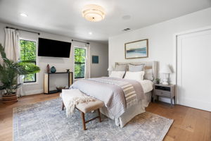 627 N Sierra Bonita Avenue (staged)-32