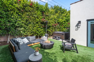 627 N Sierra Bonita Avenue (staged)-45