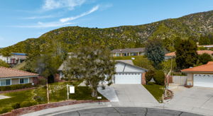  Photo 0