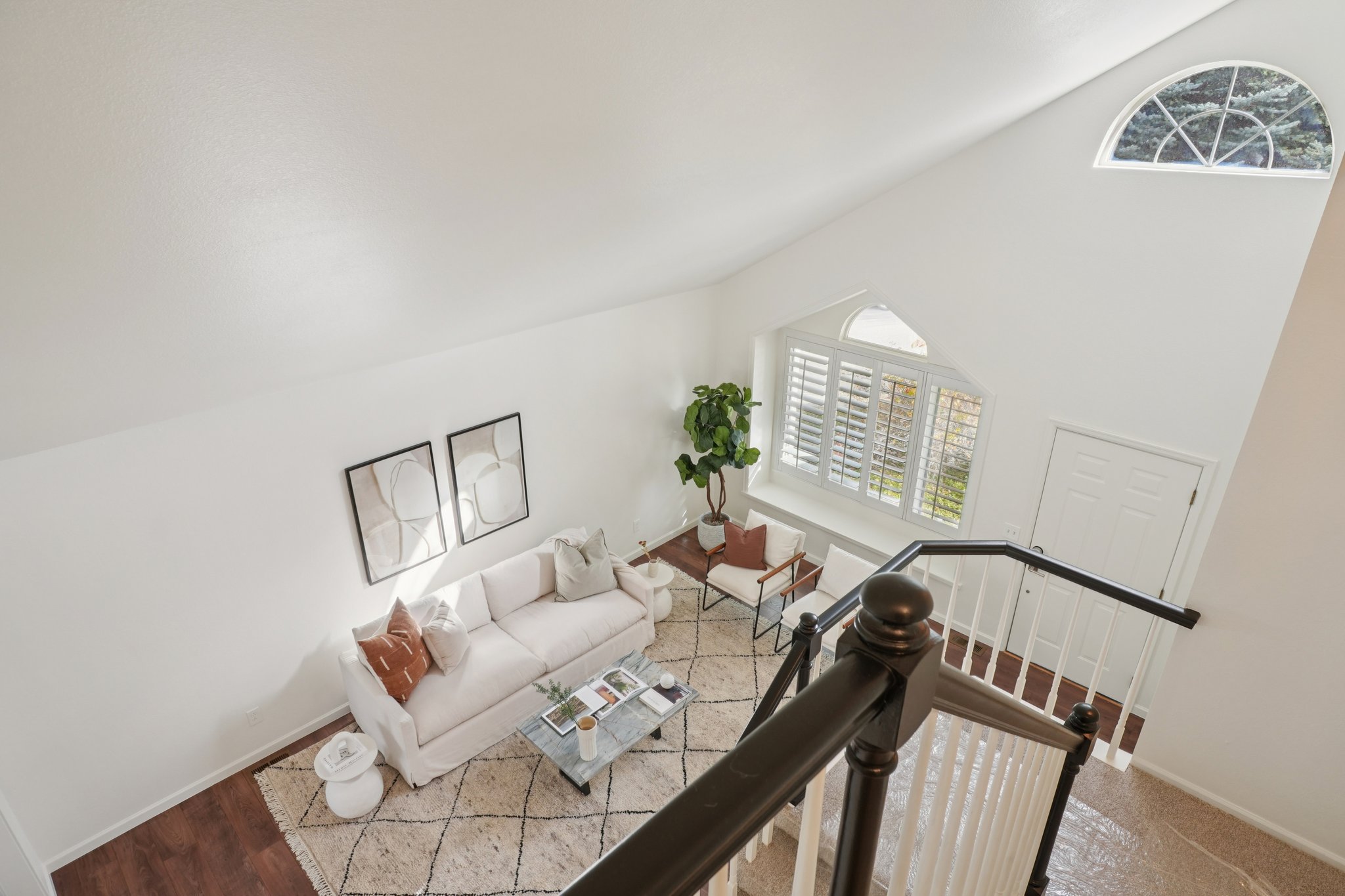 Somerset Dr-S2510-012.jpg