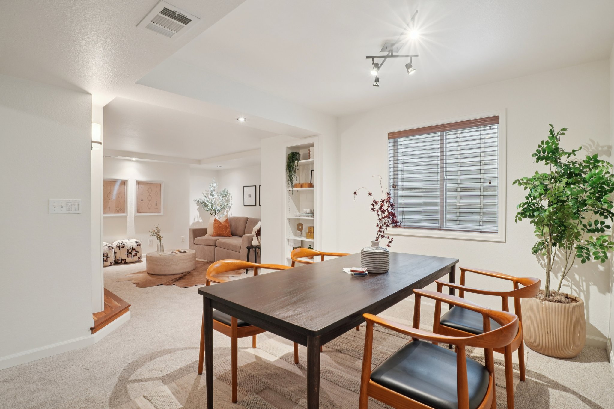 Somerset Dr-S2510-022.jpg