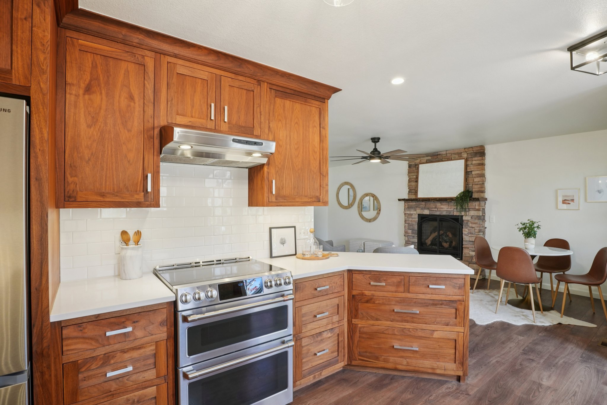 Somerset Dr-S2510-025.jpg