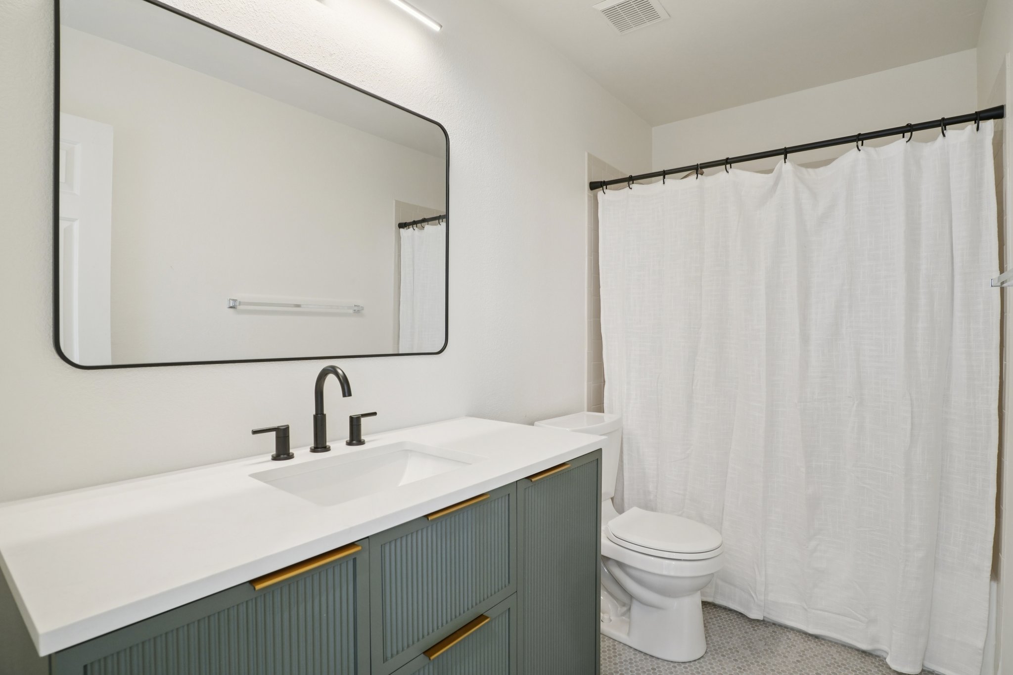 Somerset Dr-S2510-042.jpg