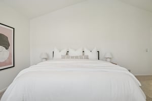 Somerset Dr-S2510-034.jpg