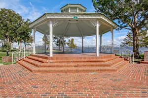 Green Cove Springs