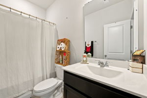  Photo 36