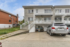  Photo 0