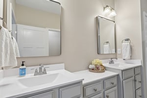 Ashton Park Dr-S2204-028.jpg