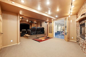  Photo 49