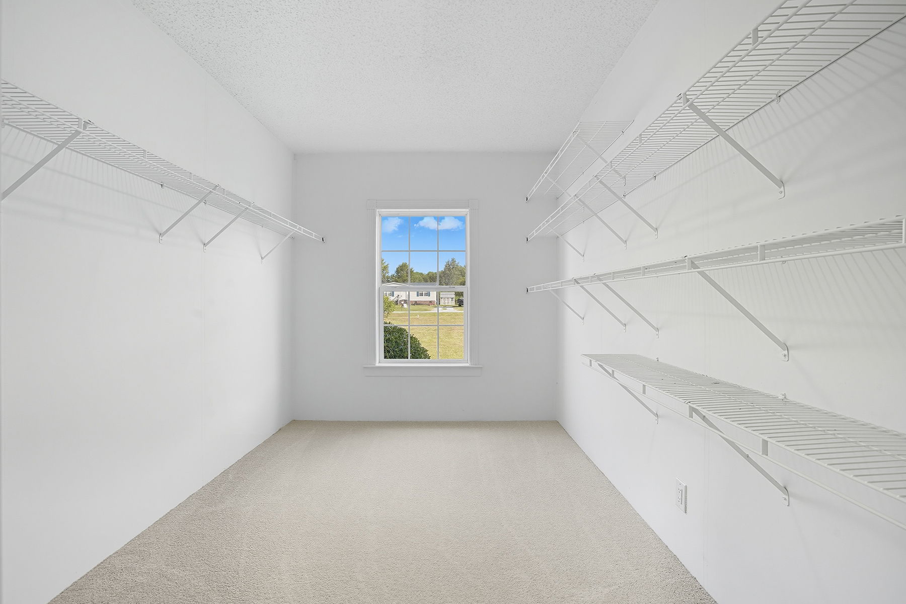 Primary Bedroom Closet
