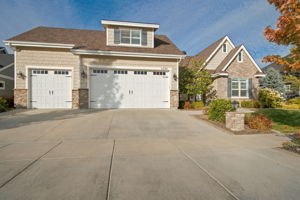  Photo 0