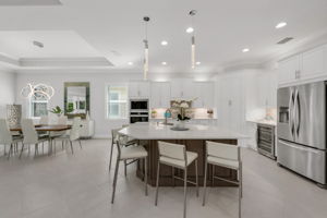 Breakfast Bar - Kitchen