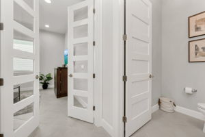 Den Entrance - Powder