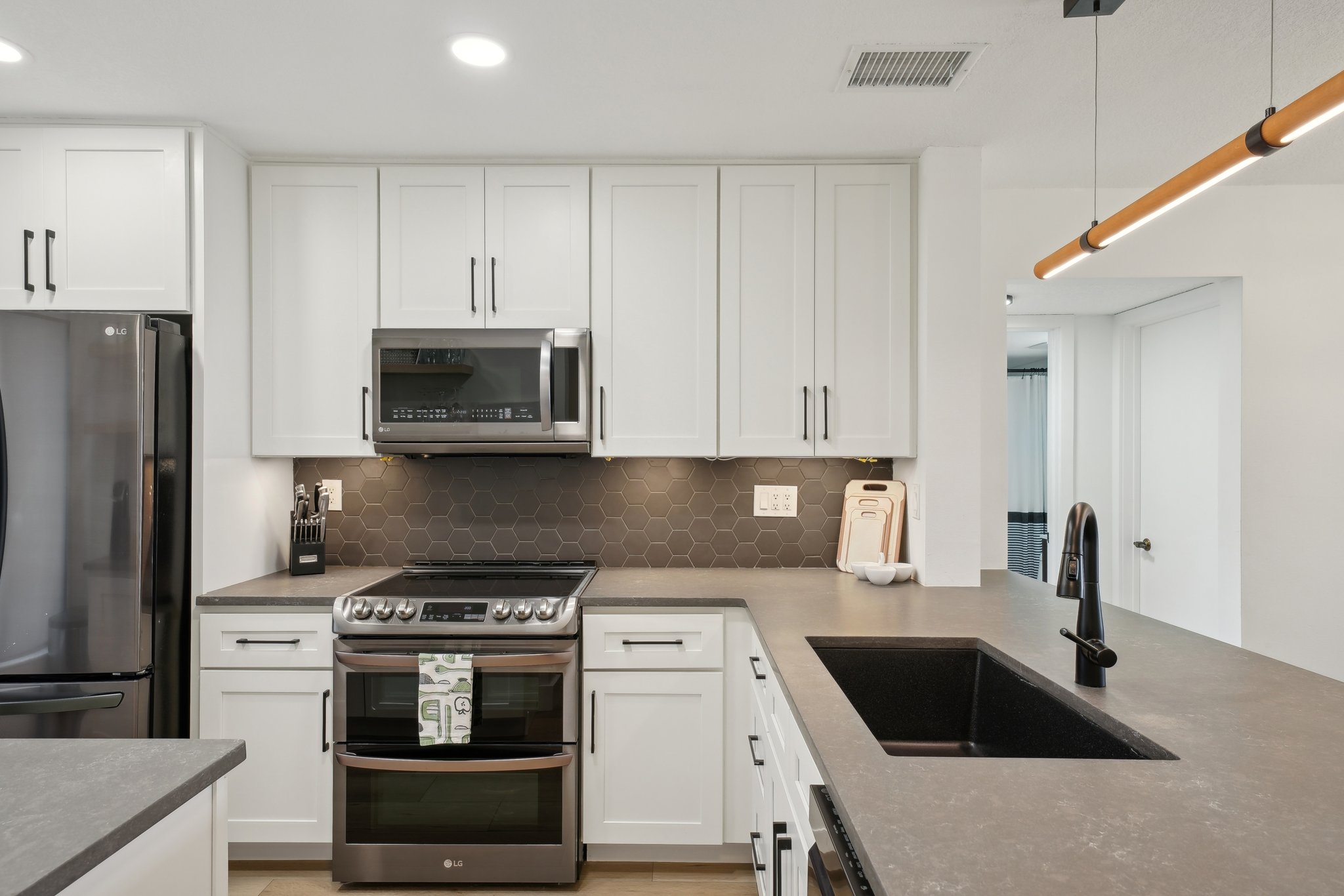 Bahia Del Mar Blvd S 210-017.jpg
