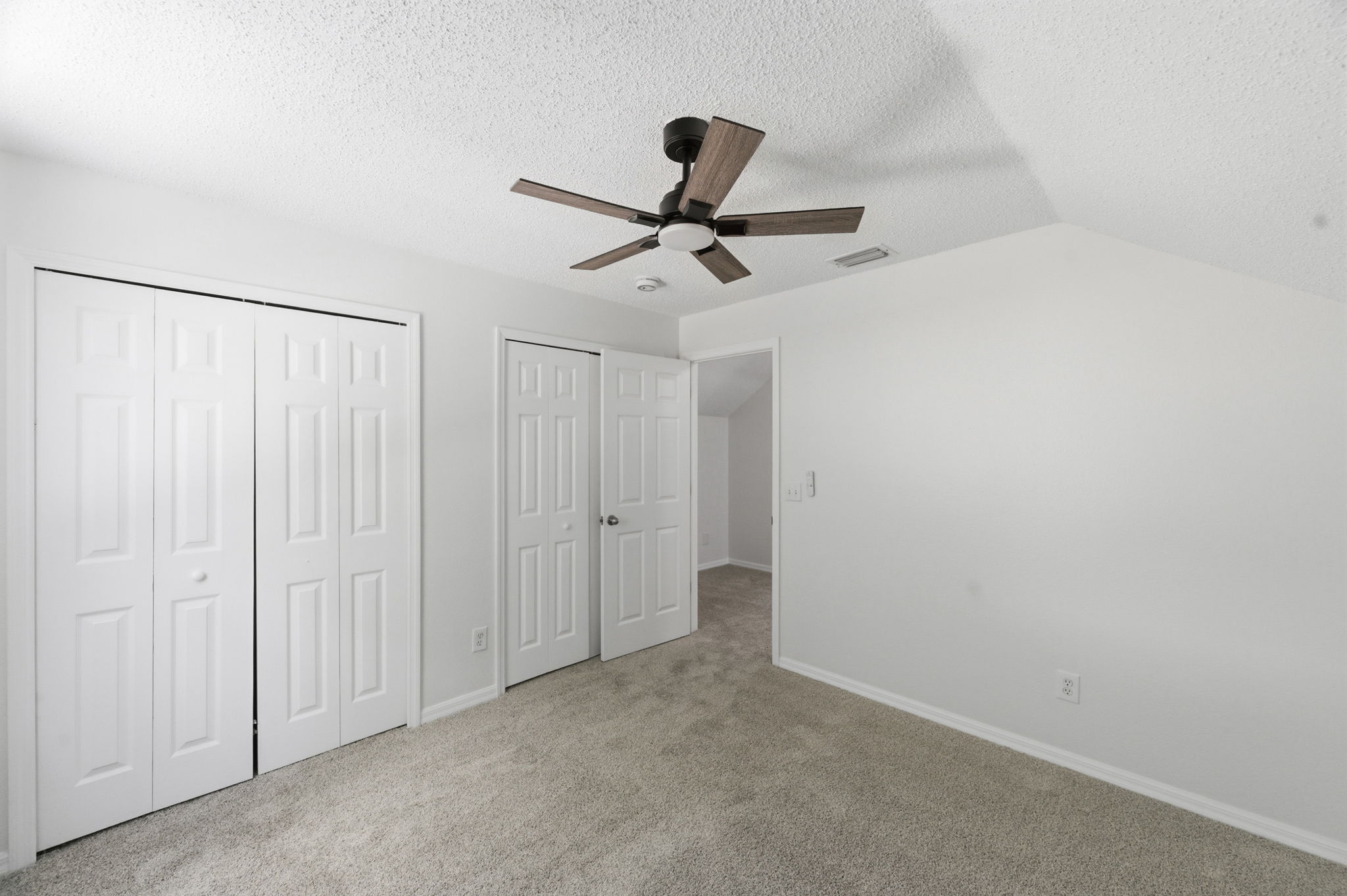 Interiors (27)