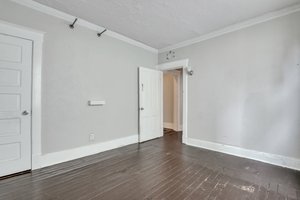  Photo 38
