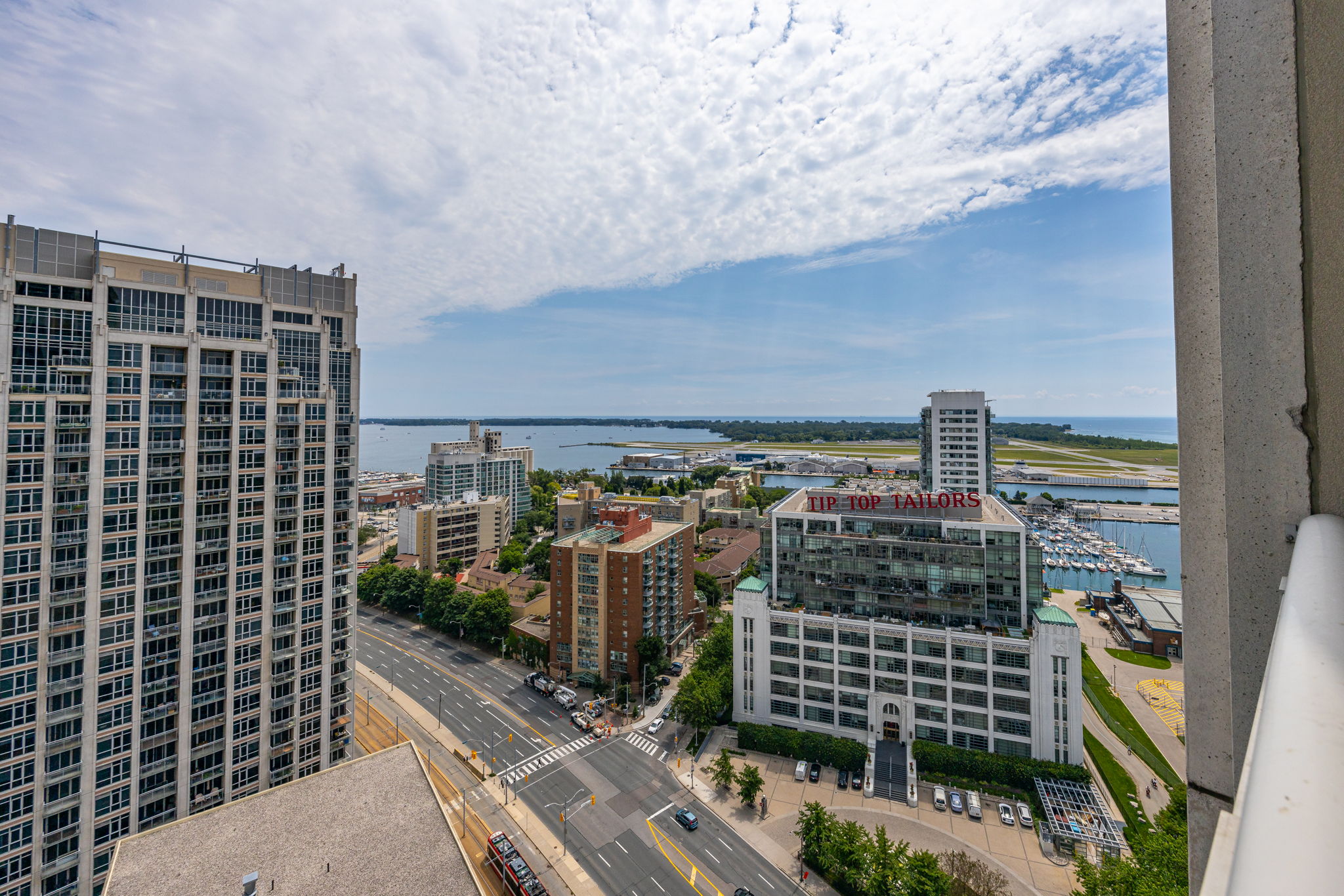 Toronto property showcase — delivered property photograph 29