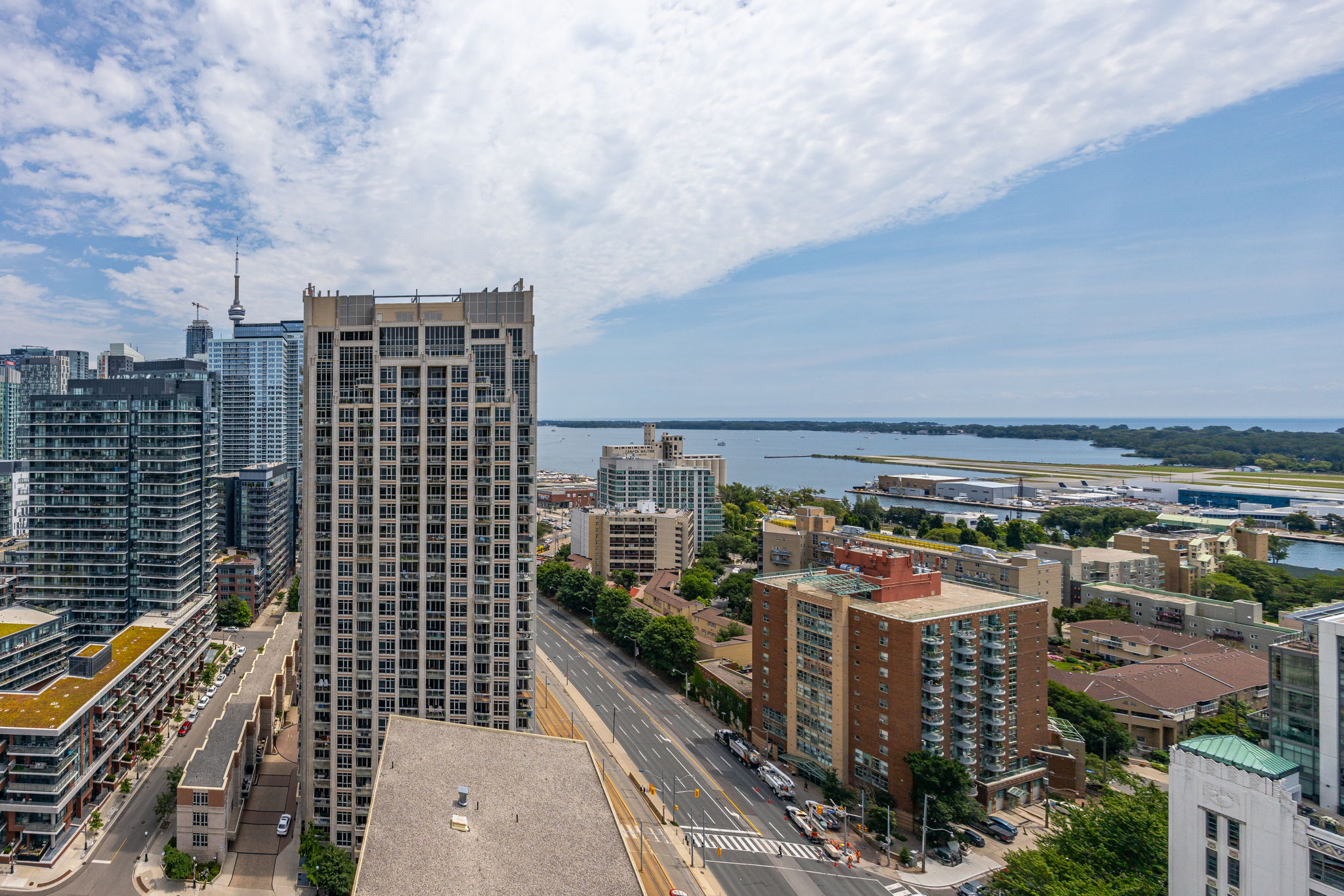 Toronto property showcase — delivered property photograph 30