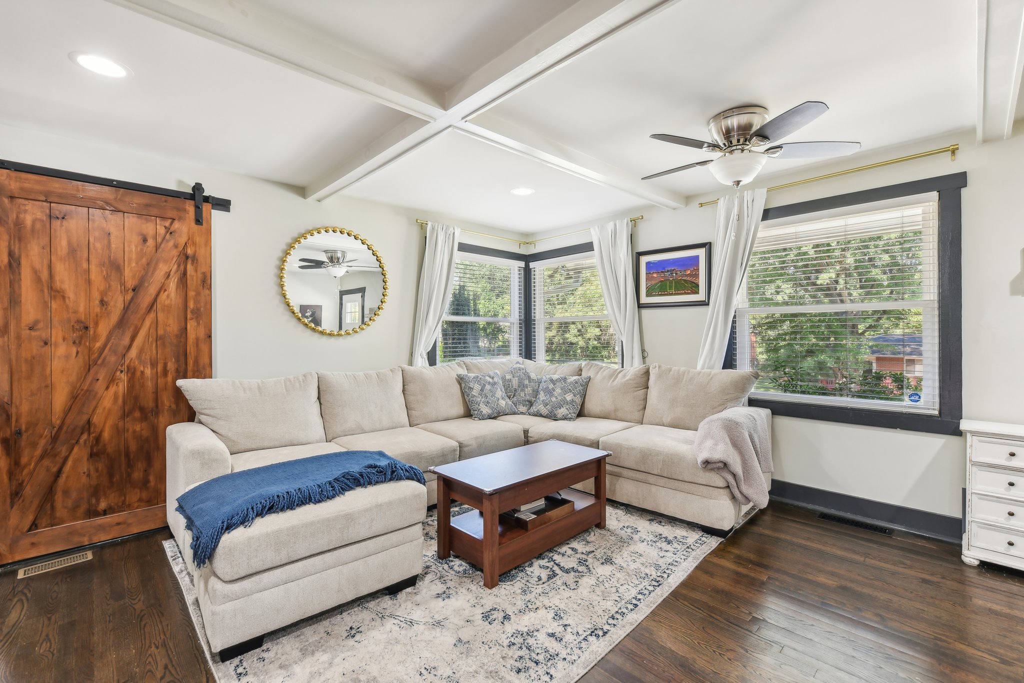 Manhasset Rd-007.jpg