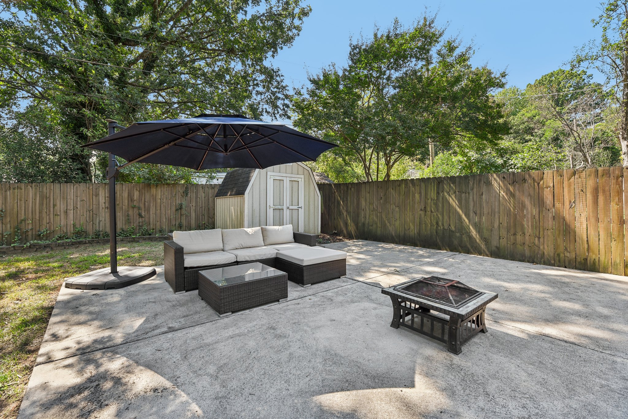 Manhasset Rd-031.jpg