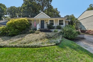 Manhasset Rd-002.jpg