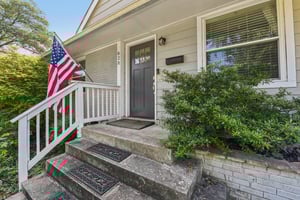 Manhasset Rd-004.jpg