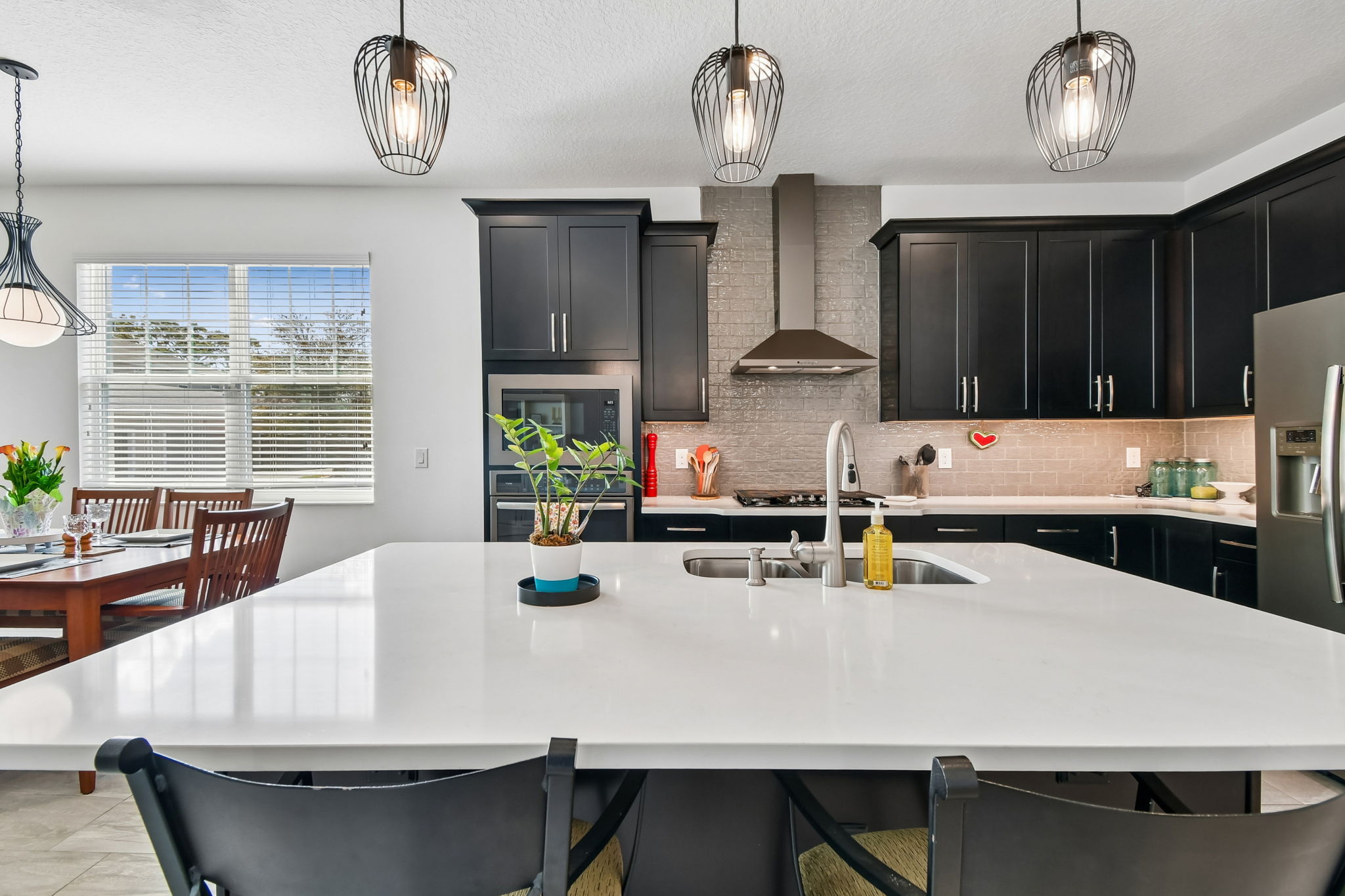 Pendant and LED undercabinet lighting