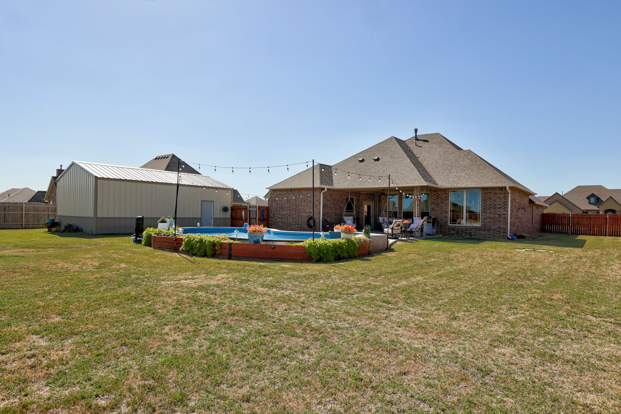  Photo 46
