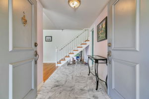 008_6280 Mountford Dr_
