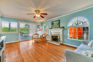 011_6280 Mountford Dr_