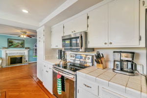 023_6280 Mountford Dr_