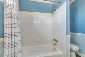 041_6280 Mountford Dr_