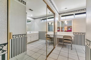 042_6280 Mountford Dr_