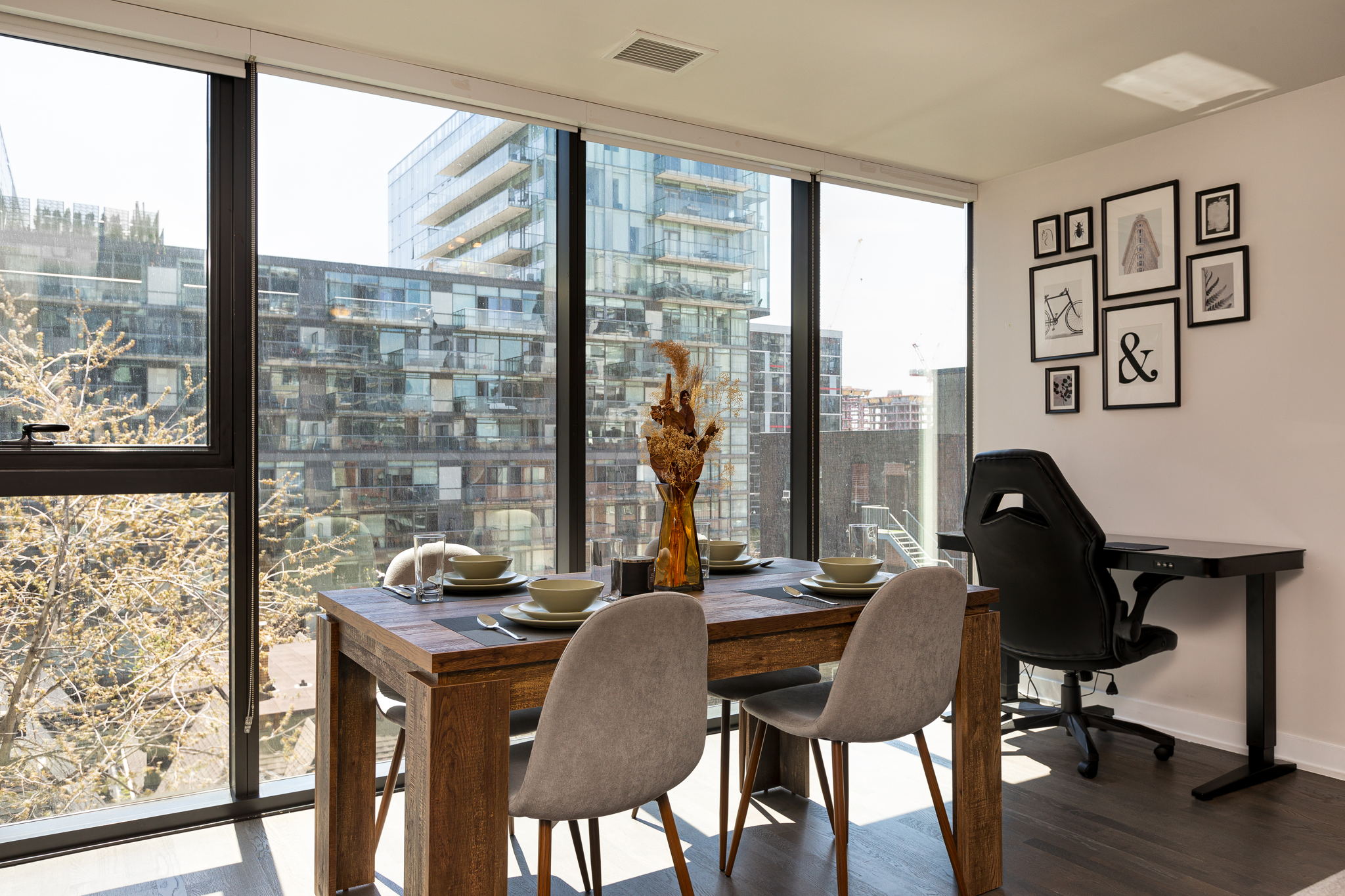 Toronto property showcase — delivered property photograph 22