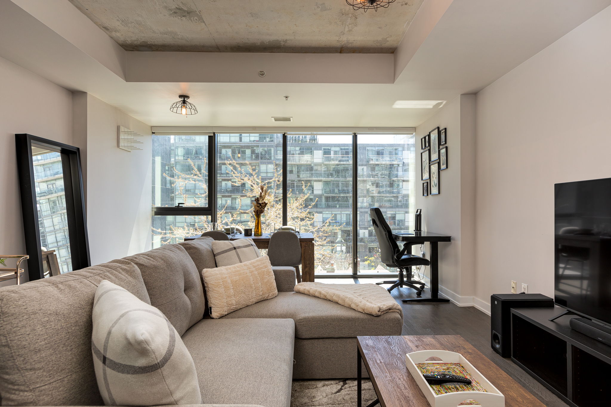 Toronto property showcase — delivered property photograph 11