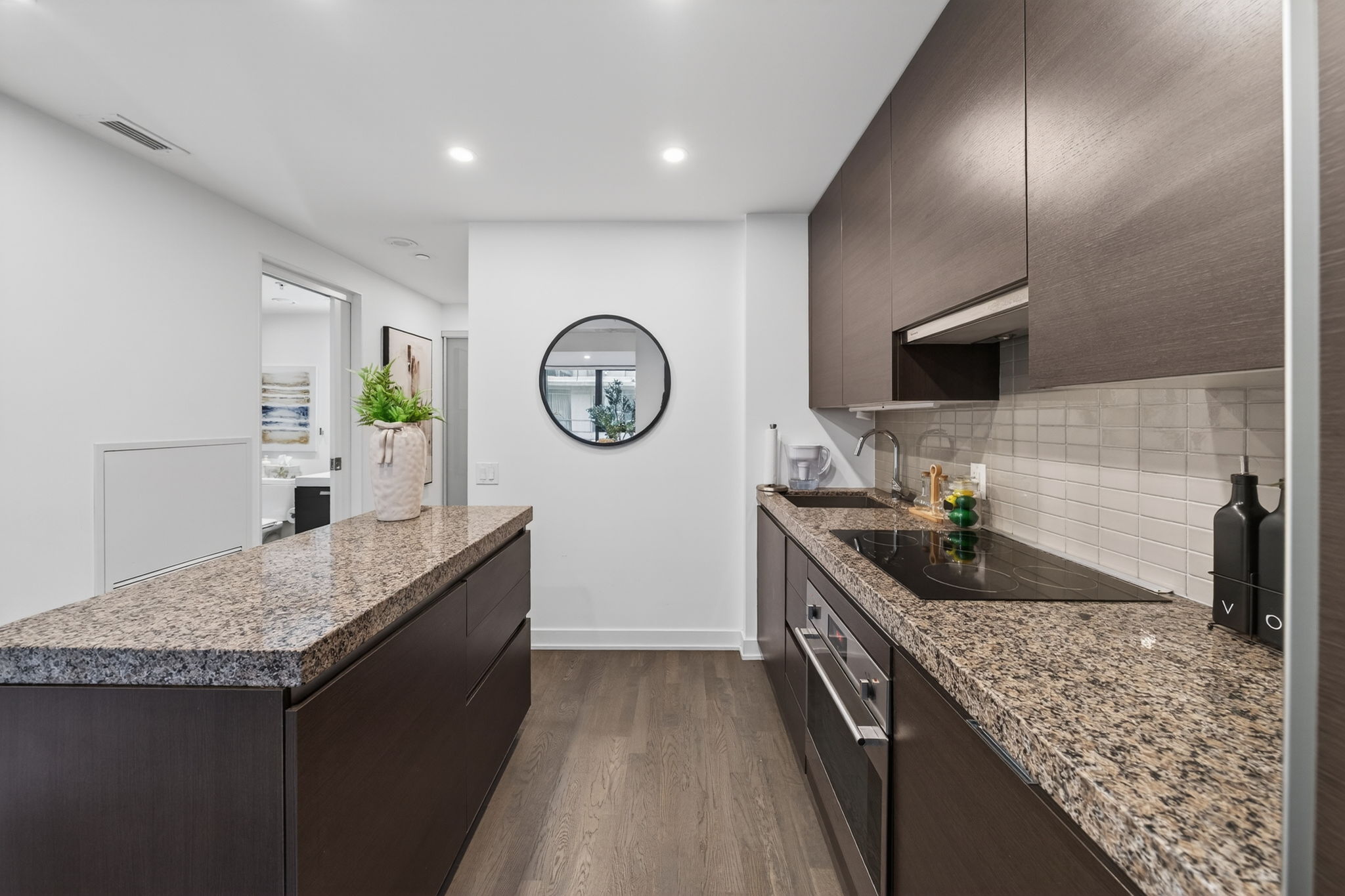 629 King St W Unit 732 Toronto, ON M5V 0G9