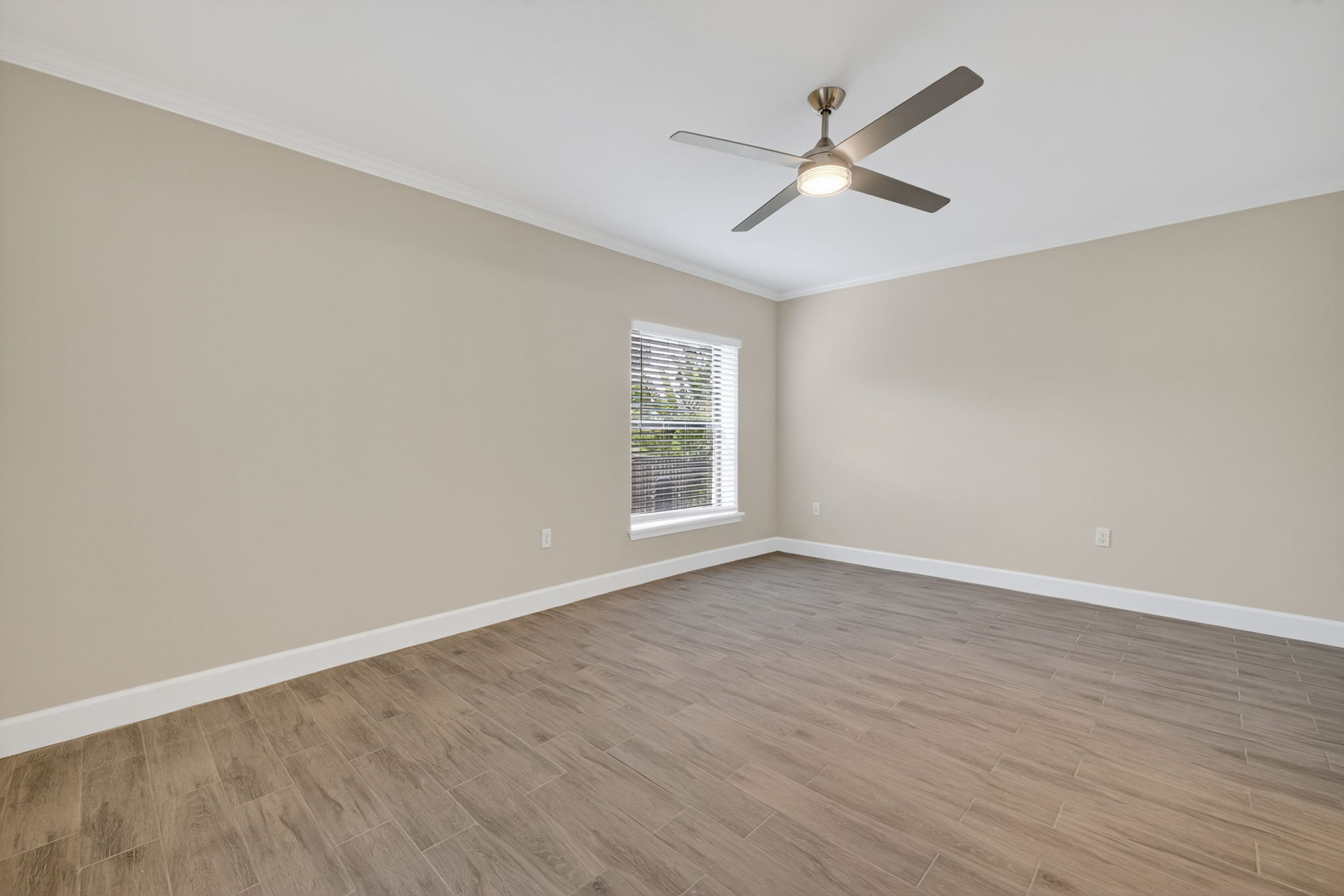 Primary Bedroom 4 of 4