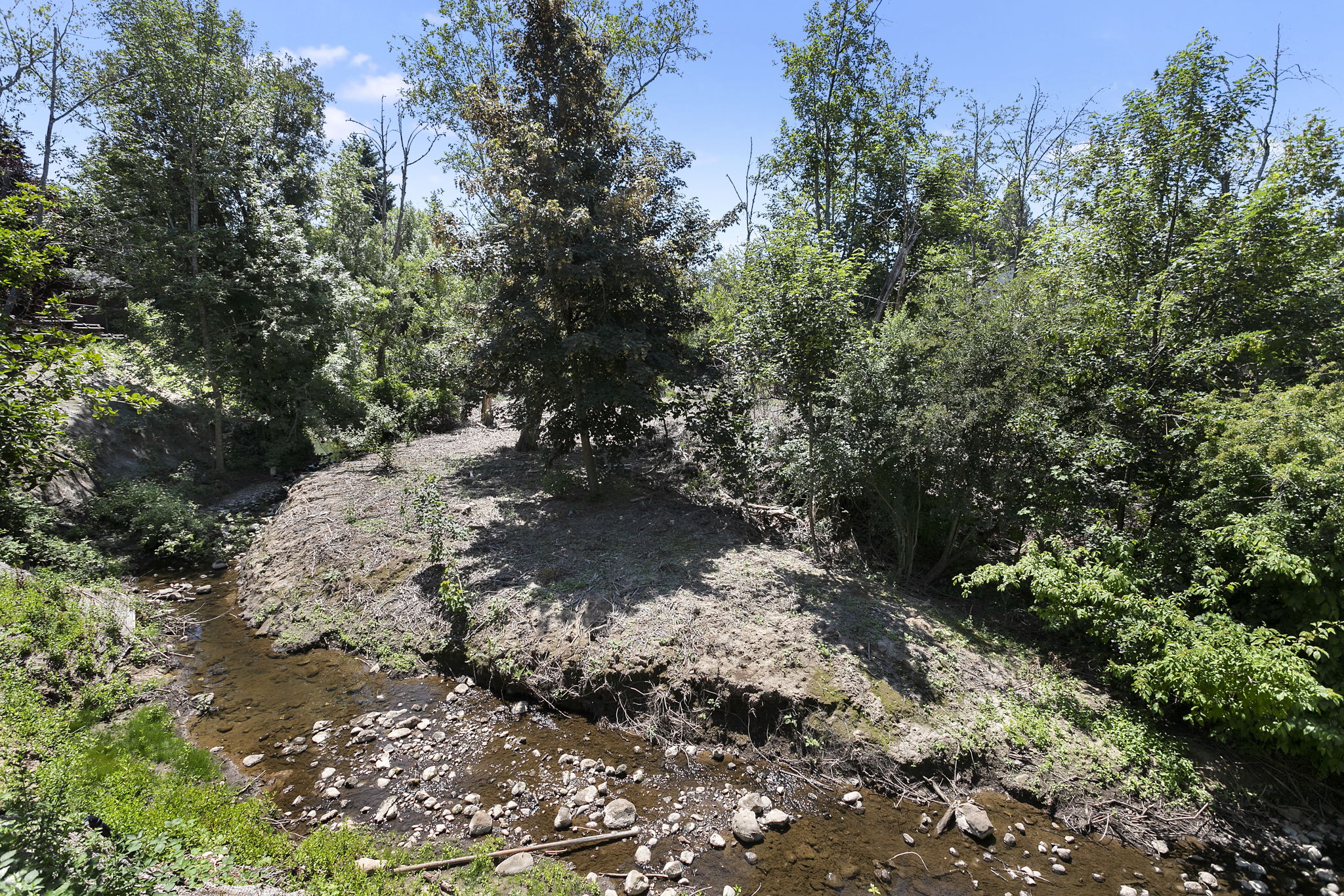  Photo 36