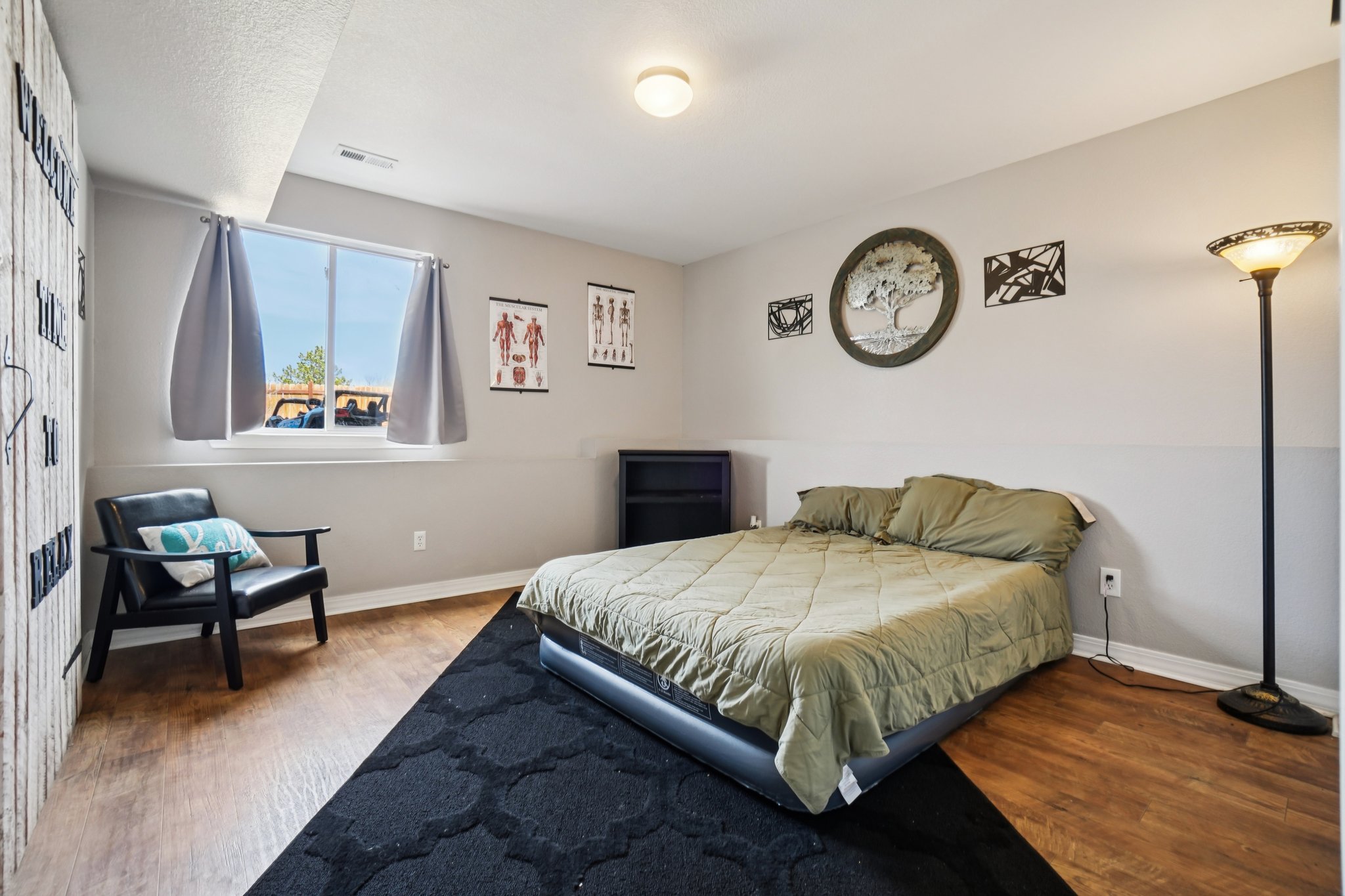 Sumac St-S1803-025.jpg