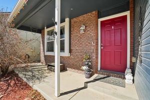 Sumac St-S1803-005.jpg